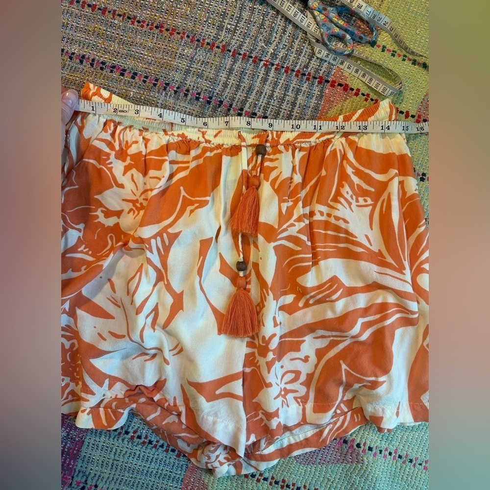 Free Destinations XL 2 piece Set EUC Matching Shorts Button down Flowy beachy - Picture 6 of 7